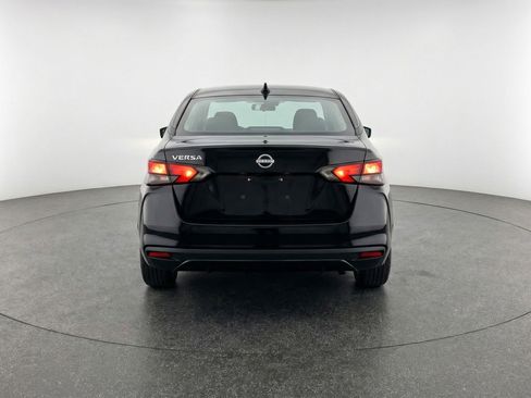 Used 2025 Nissan Versa SV image 7