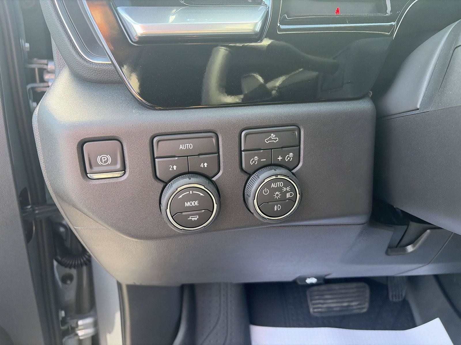 New 2026 Chevrolet Silverado 1500 RST w/ All Star Edition Plus AWD/4WD image 17
