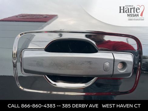 Certified 2024 Nissan Titan SV w/ SV Bronze Edition Package image 12