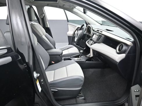 Used 2015 Toyota RAV4 Limited w/ Technology Package AWD/4WD image 36