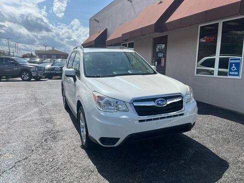 Used 2016 Subaru Forester 2.5i Premium w/ All-Weather Package image 2