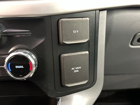 Certified 2022 Ford F150 XLT w/ Equipment Group 302A High image 33