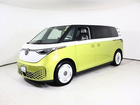 Used 2025 Volkswagen ID. Buzz 1st Edition image 11