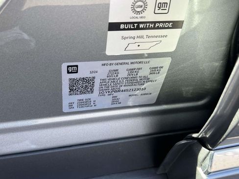Certified 2025 Cadillac XT6 Luxury AWD/4WD image 14