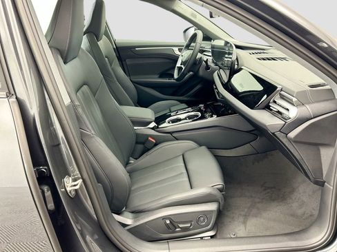 Used 2026 Audi A6 Premium Plus image 19