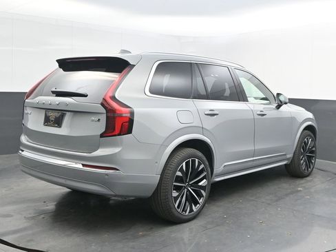 New 2026 Volvo XC90 B6 Plus w/ Protection Package Premier image 7