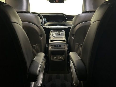 Used 2021 Hyundai Palisade Calligraphy w/ Winter Package image 26