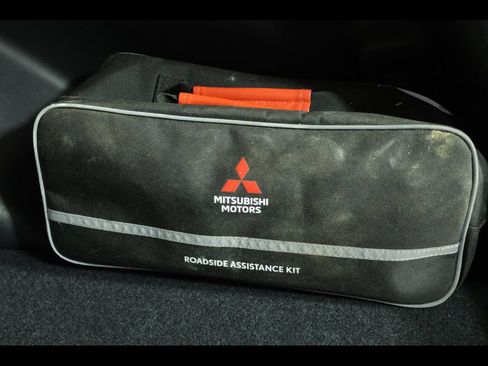 Used 2022 Mitsubishi Eclipse Cross SE FWD image 16