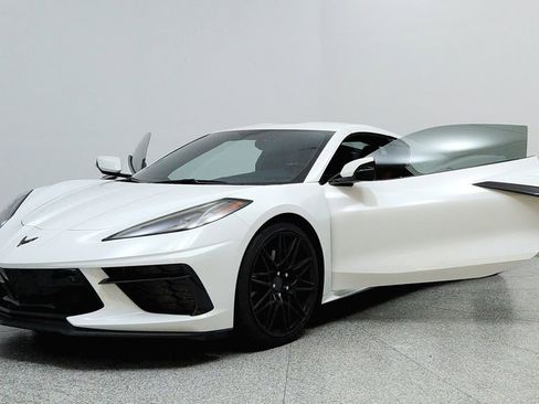 Used 2023 Chevrolet Corvette Stingray Preferred Cpe w/ Z51 Performance Package image 9