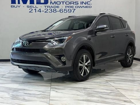 Used 2016 Toyota RAV4 XLE FWD image 2