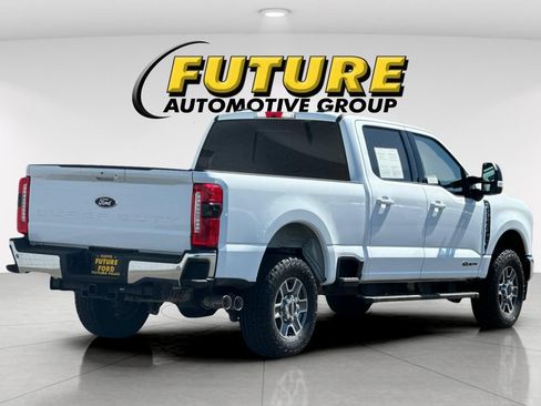 Certified 2024 Ford F250 Lariat AWD/4WD image 3