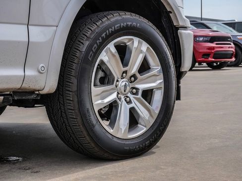 Used 2019 Ford F150 Platinum w/ Equipment Group 701A Luxury image 9