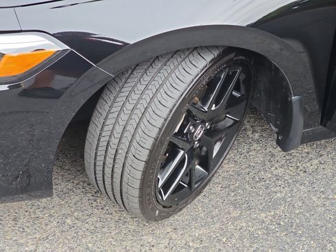 Used 2024 Honda Civic Sport image 31