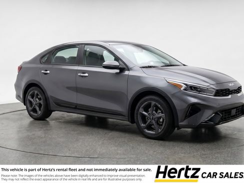 Used 2025 Kia K4 LXS FWD image 1