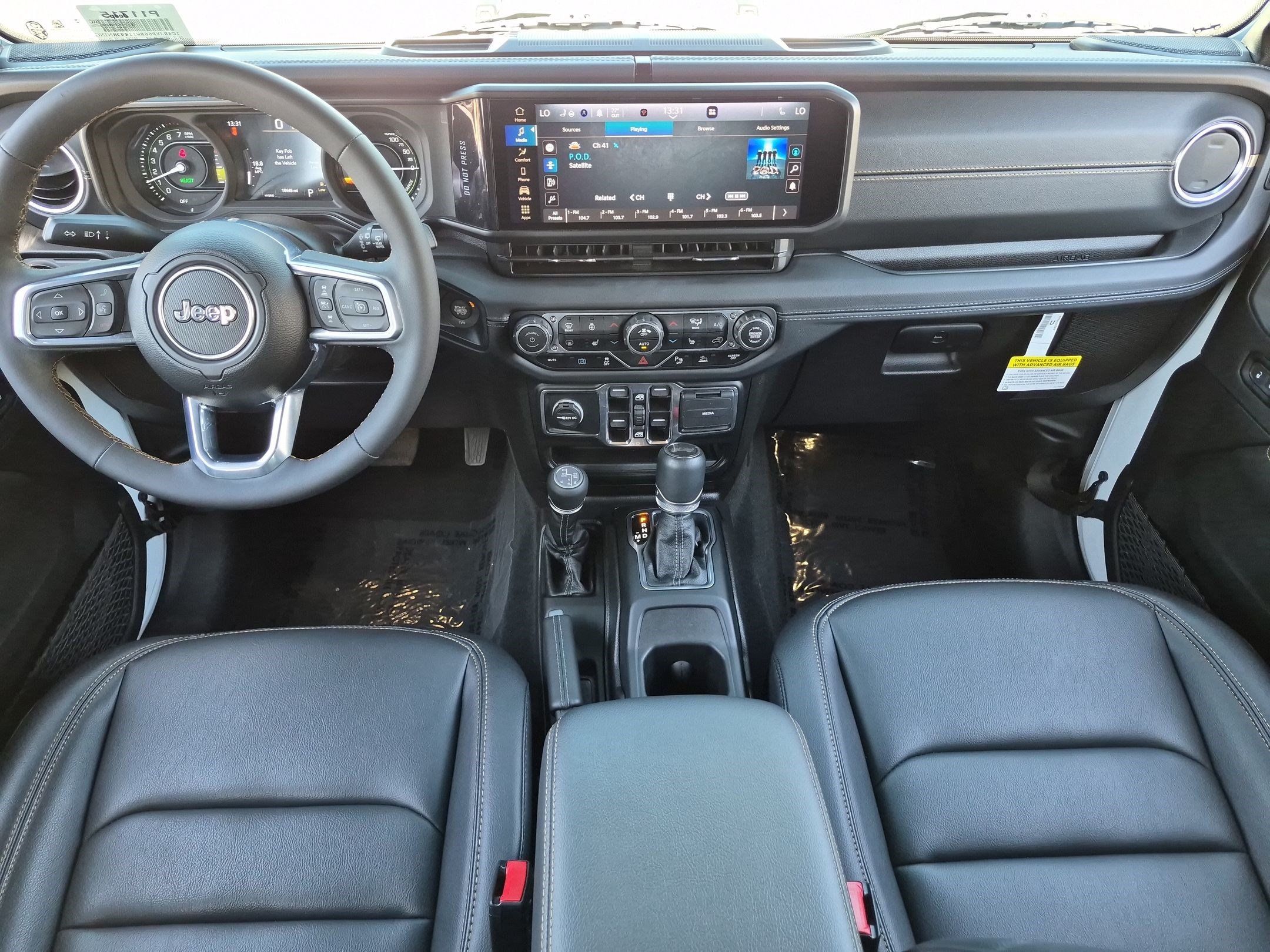 Used 2024 Jeep Wrangler Unlimited Sahara w/ Safety Group AWD/4WD image 28