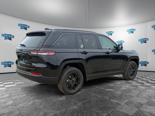 New 2026 Jeep Grand Cherokee Altitude AWD/4WD image 5