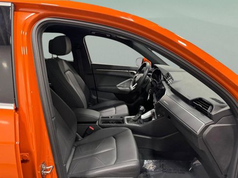 Certified 2022 Audi Q3 2.0T Premium w/ Convenience Package image 17