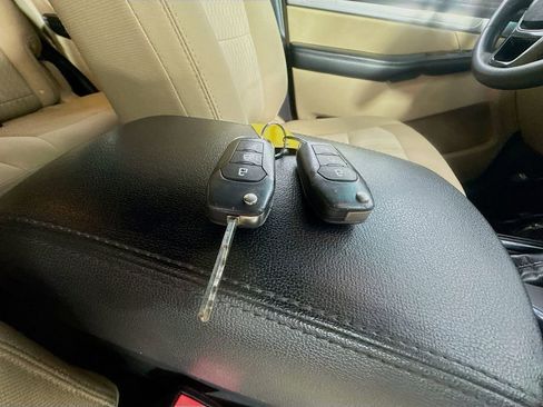 Used 2016 Ford Explorer 4WD image 39