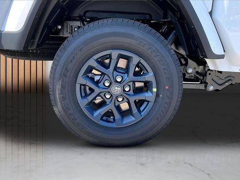 New 2026 Jeep Gladiator Sport image 34