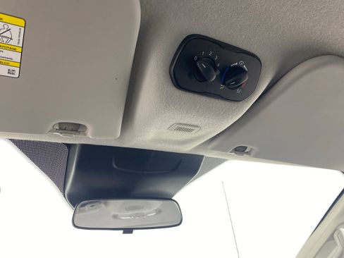 Used 2018 Ford Transit 150 XL RWD image 22