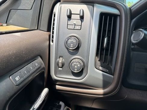 Used 2017 GMC Sierra 1500 SLT w/ SLT Premium Package image 17