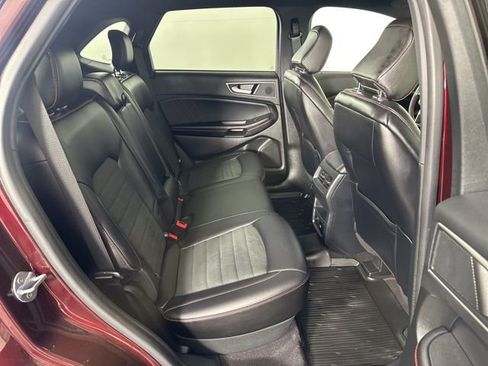 Used 2023 Ford Edge ST-Line w/ Class II Trailer Tow Package image 16