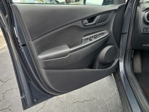 Used 2021 Hyundai Kona SEL FWD image 16