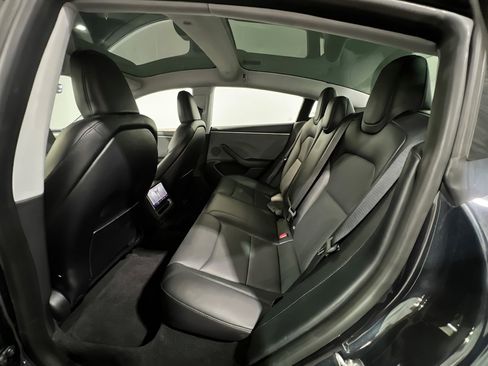 Used 2024 Tesla Model 3 Standard Range RWD image 17