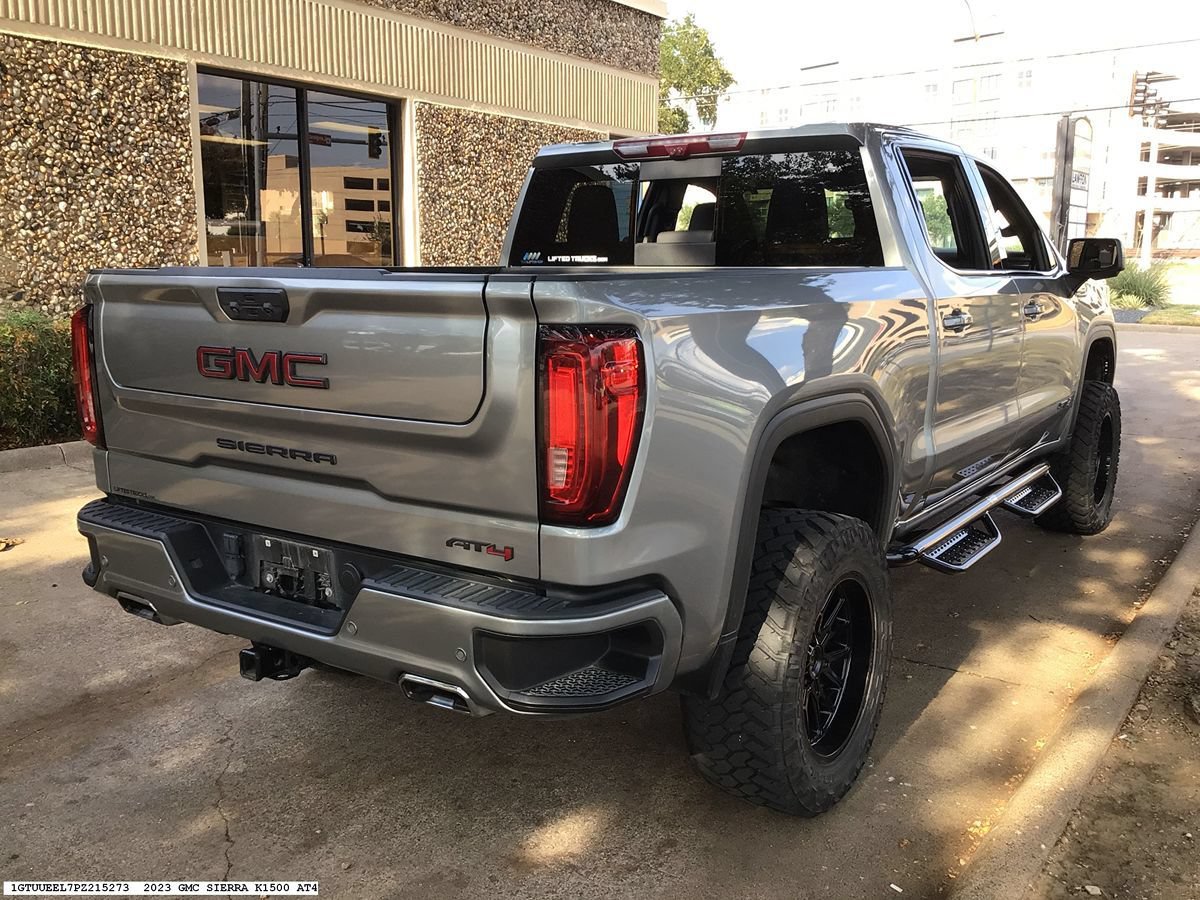 Used 2023 GMC Sierra 1500 AT4 w/ Technology Package AWD/4WD image 5