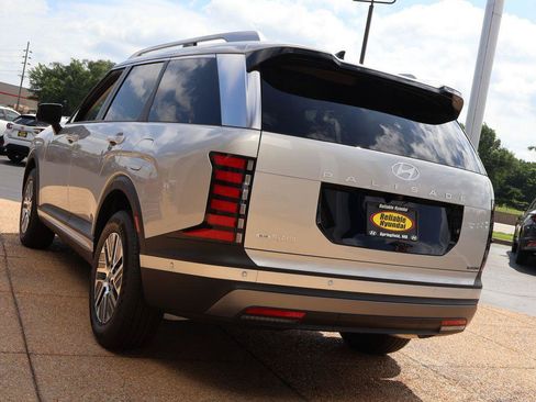 New 2026 Hyundai Palisade SEL Premium FWD image 4