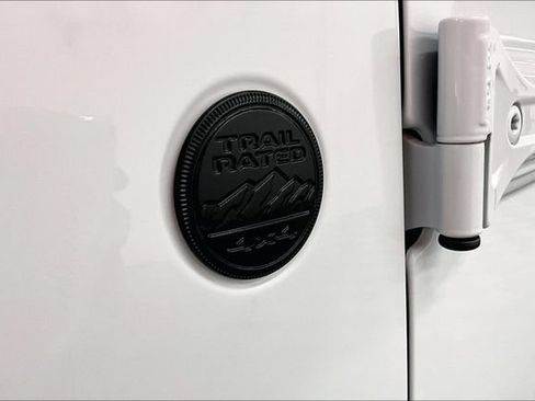 Used 2022 Jeep Wrangler Unlimited Sport AWD/4WD image 35