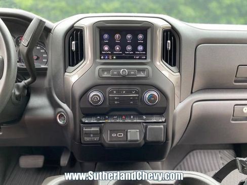 Used 2026 Chevrolet Silverado 1500 Custom Trail Boss AWD/4WD image 31