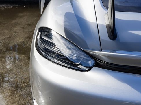 Certified 2025 Porsche 718 Cayman GT4 RS image 21