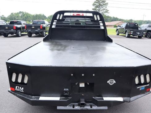 Used 2017 RAM 3500 Tradesman w/ Chrome Appearance Group AWD/4WD image 5