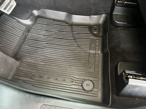 Used 2024 Ford Escape ST-Line w/ Tech Pack #1 AWD/4WD image 13