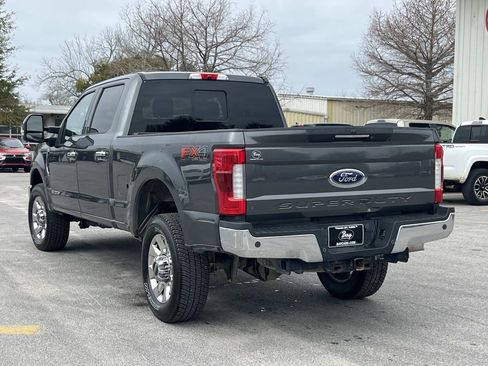 Used 2019 Ford F350 Lariat w/ Lariat Ultimate Package image 3