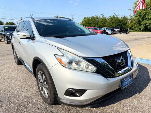 Used 2017 Nissan Murano SV FWD image 4