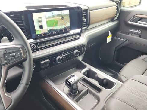 New 2026 Chevrolet Silverado 1500 High Country AWD/4WD image 33
