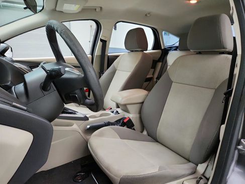 Used 2013 Ford Focus SE image 14