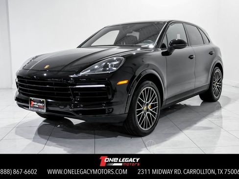 Used 2023 Porsche Cayenne image 1