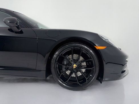 Used 2024 Porsche 718 Cayman RWD image 27