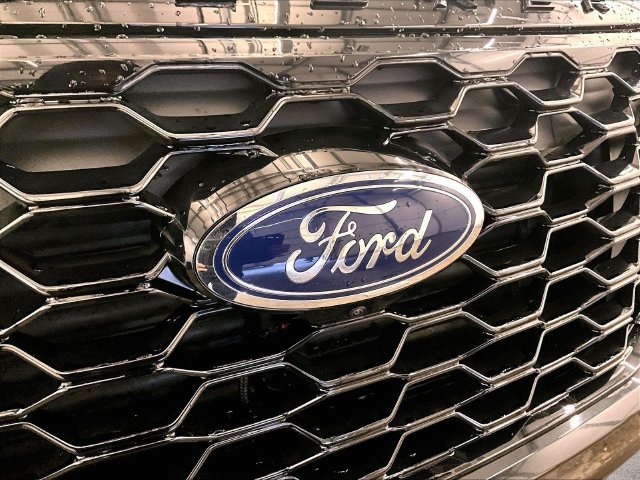 Used 2025 Ford Explorer ST w/ Sun And Sound Package AWD/4WD image 30