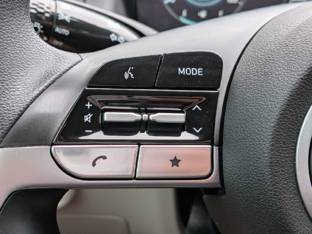 Certified 2024 Hyundai Tucson SE FWD image 25
