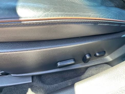 Used 2011 Lincoln MKZ FWD image 28