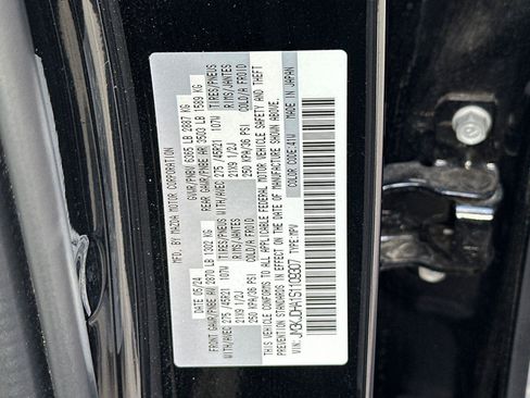 Certified 2025 MAZDA CX-70 Plug-In Hybrid w/ Premium Pkg image 31