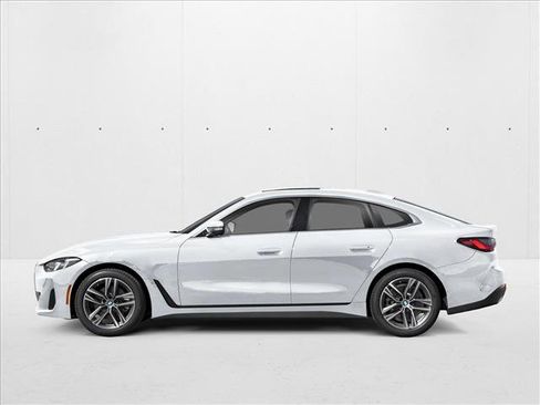New 2026 BMW 430i w/ Premium Package RWD image 3