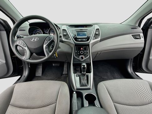 Used 2016 Hyundai Elantra SE w/ Option Group 02 FWD image 14