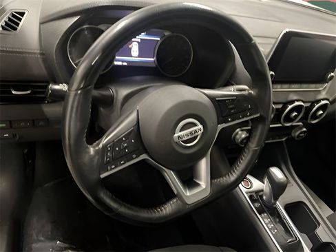 Used 2021 Nissan Sentra SV image 19