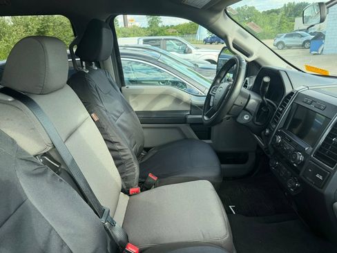 Certified 2022 Ford F350 XLT w/ Black Appearance Package AWD/4WD image 8
