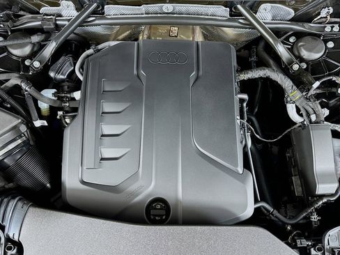 New 2025 Audi Q5 Premium Plus image 12